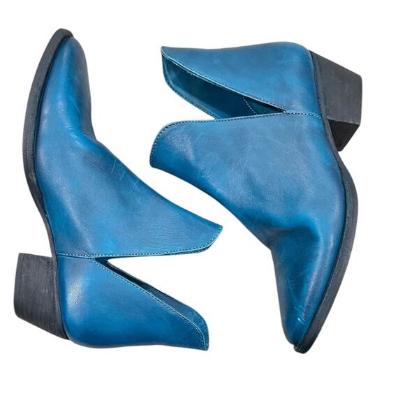 Free People Charm Double V Ankle Boot - Picture 2 of 12